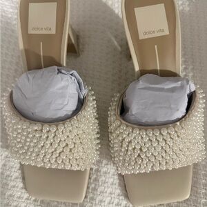 Dolce Vita Tan Cardboard Box with White Logo